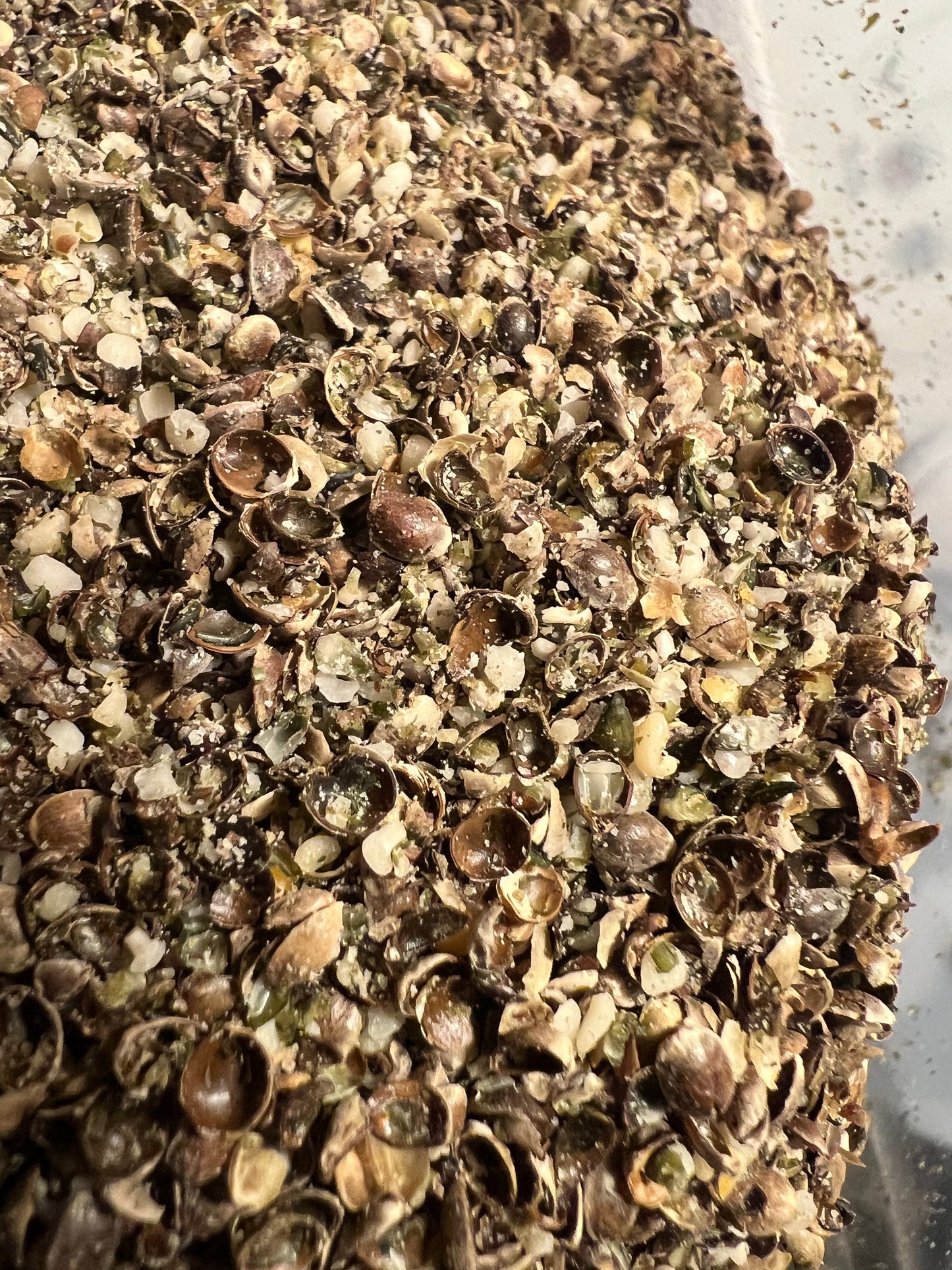 Ripkitty Premium Organic Crushed Raw Hemp Seeds (Dual-Grade Culinary & Animal Feed)